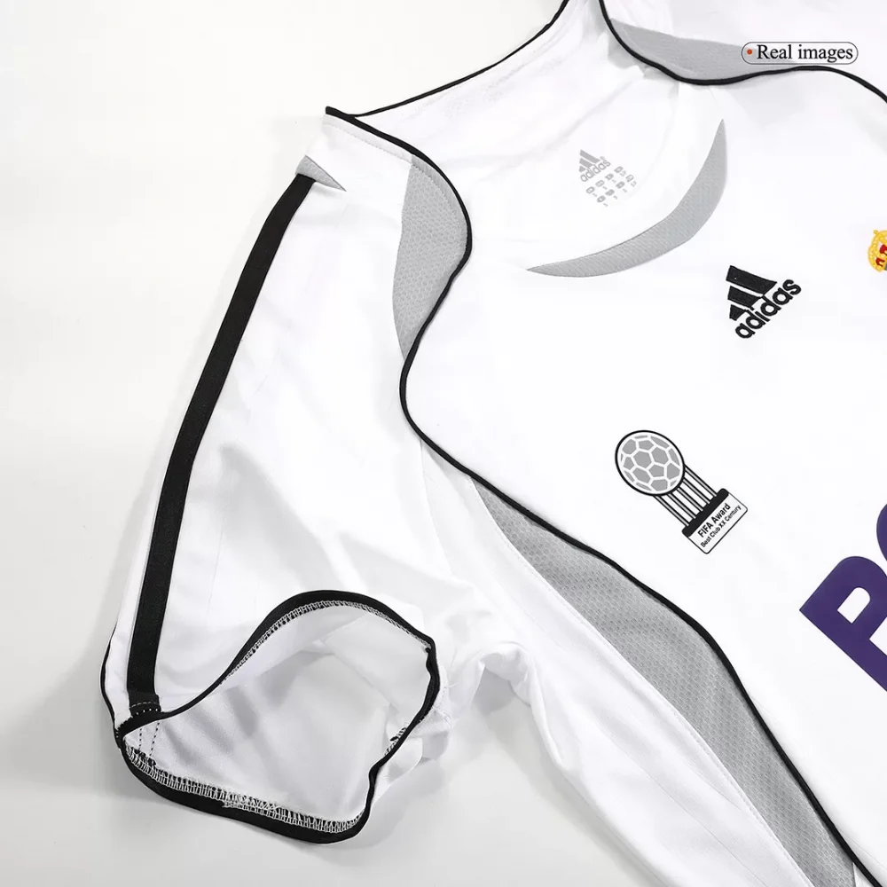 Vintage Soccer Jersey SERGIO RAMOS #4 Real Madrid Home 2006/07 - Image 5