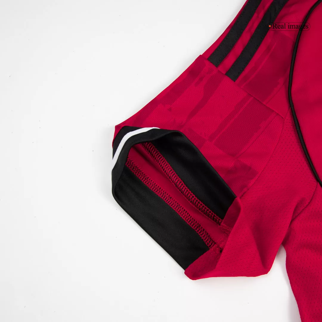 ŠEŠKO #30 Manchester United Home Soccer Jersey 2025/26 - Image 9