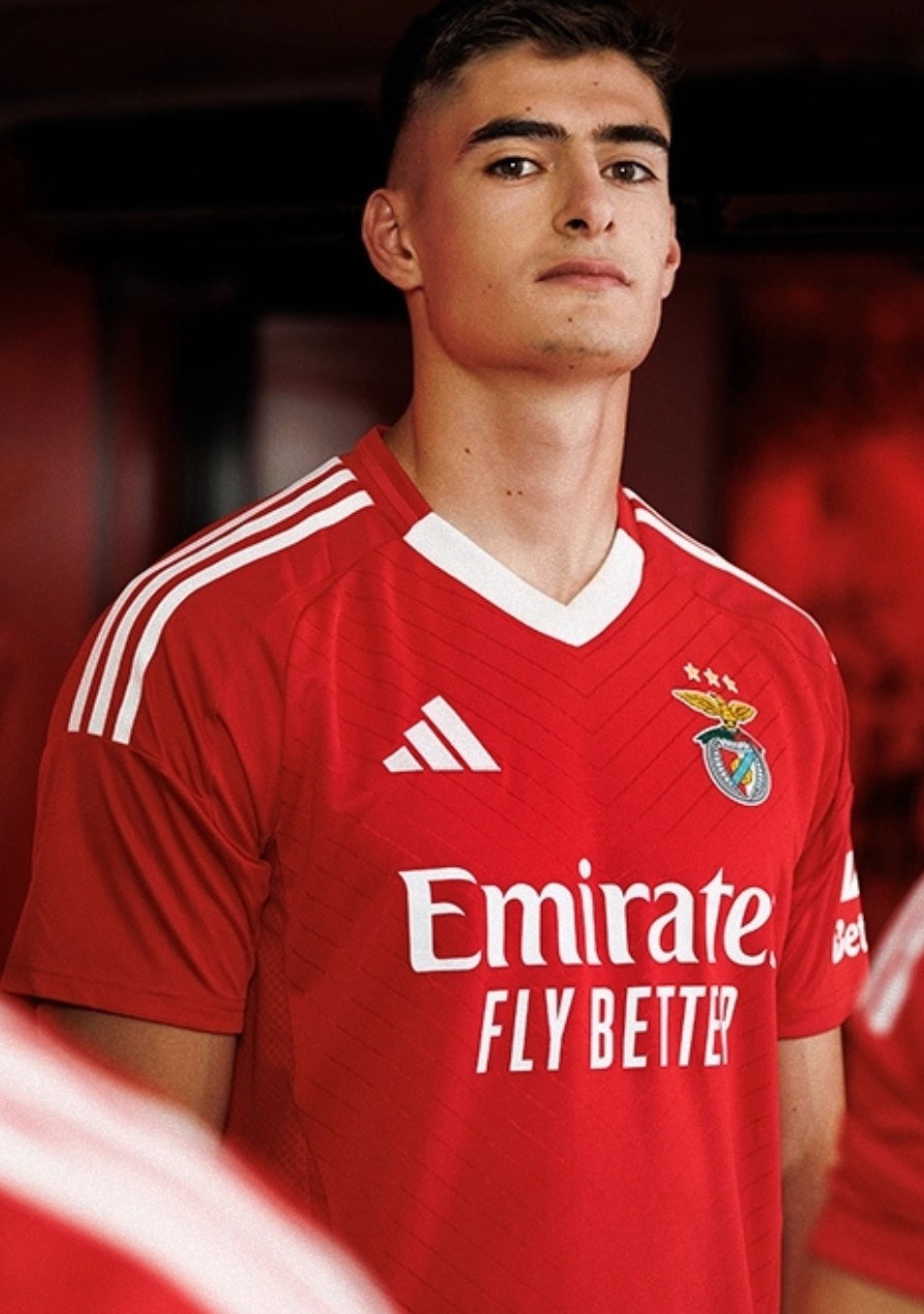 1723624032405758.jpg benfica-maglia-home-adidas-2024-25-1.jpg