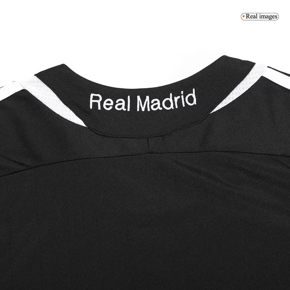 Vintage Soccer Jersey Real Madrid Away 2006/07 - Image 10