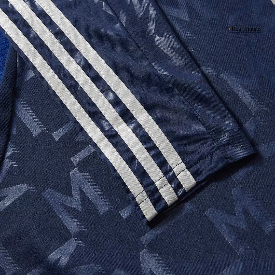 Manchester United Away Long Sleeve Jersey - Image 13