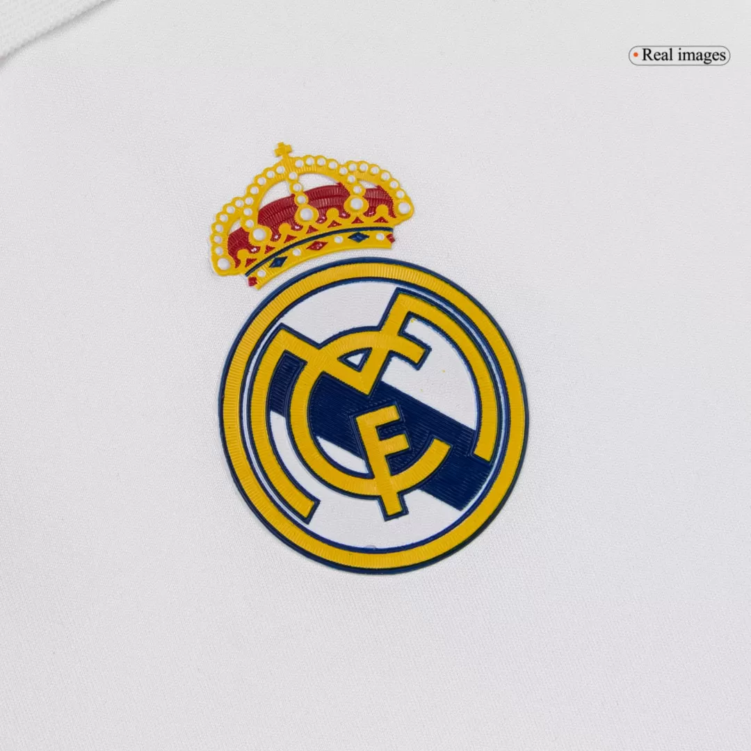Retro Soccer Jersey Real Madrid Home Long Sleeve 2011/12 - Image 6