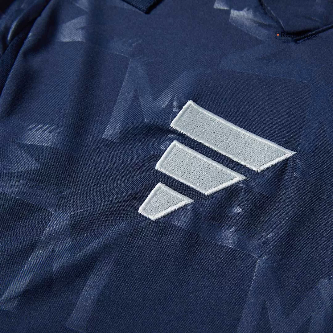 Manchester United Away Long Sleeve Jersey - Image 10