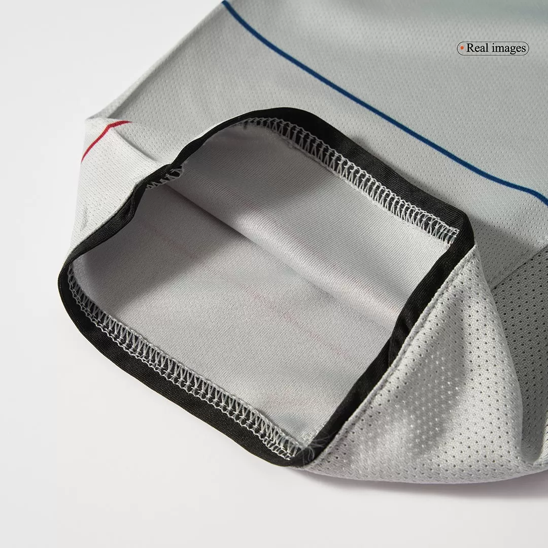 Vintage Soccer Jersey Barcelona Away 2003/04 - Image 7