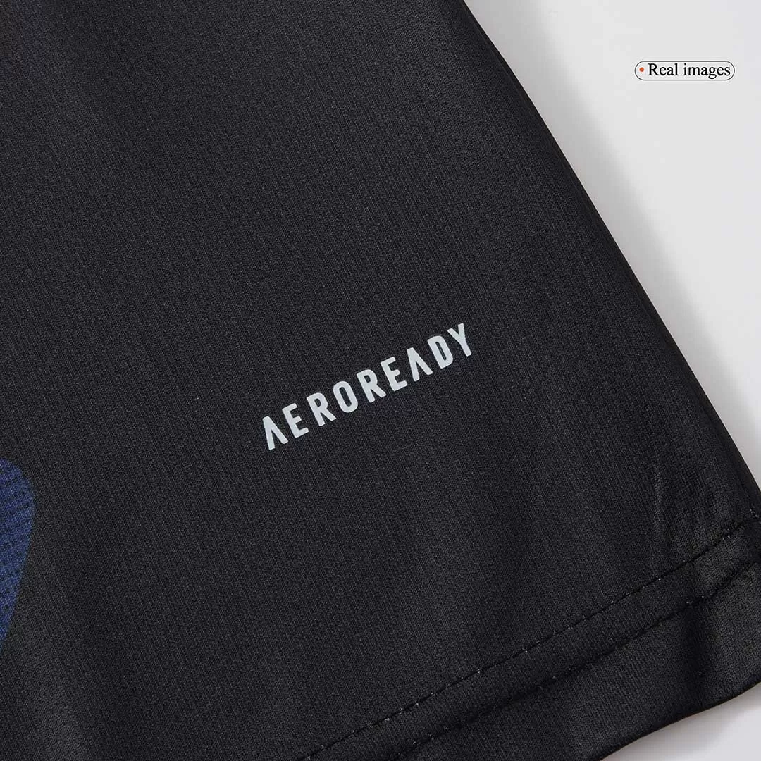 Manchester United Pre-Match Soccer Jersey - Image 12