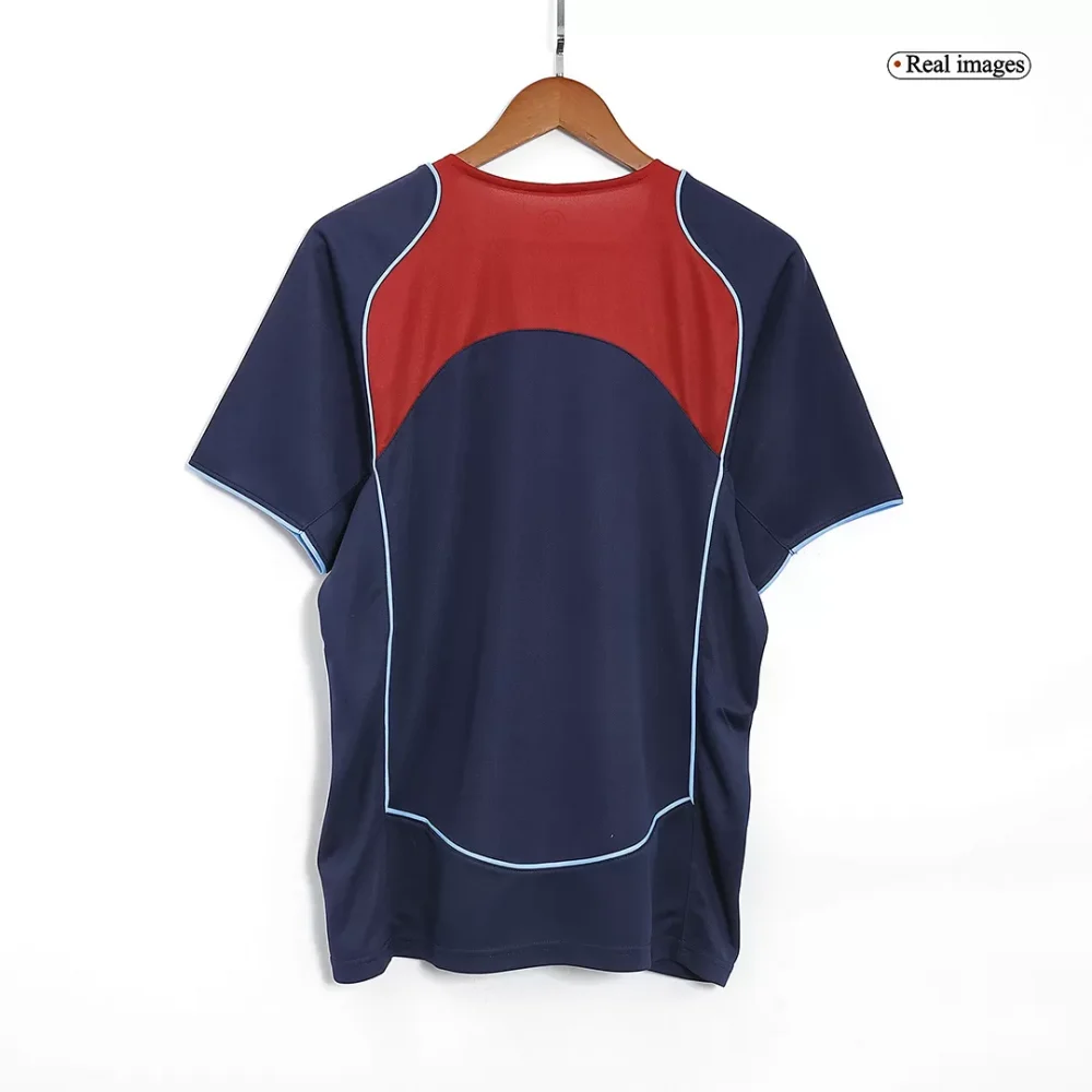 Retro Soccer Jersey Atletico Madrid Away 2004/05 - Image 2